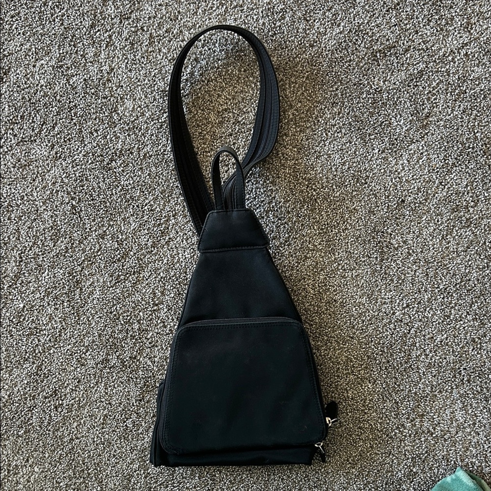 Villager Black Women's Satchel Bag
